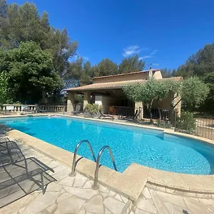 Hébergement de vacances Le Domaine D'alèzen - Et Maisons De Charme, Grans
